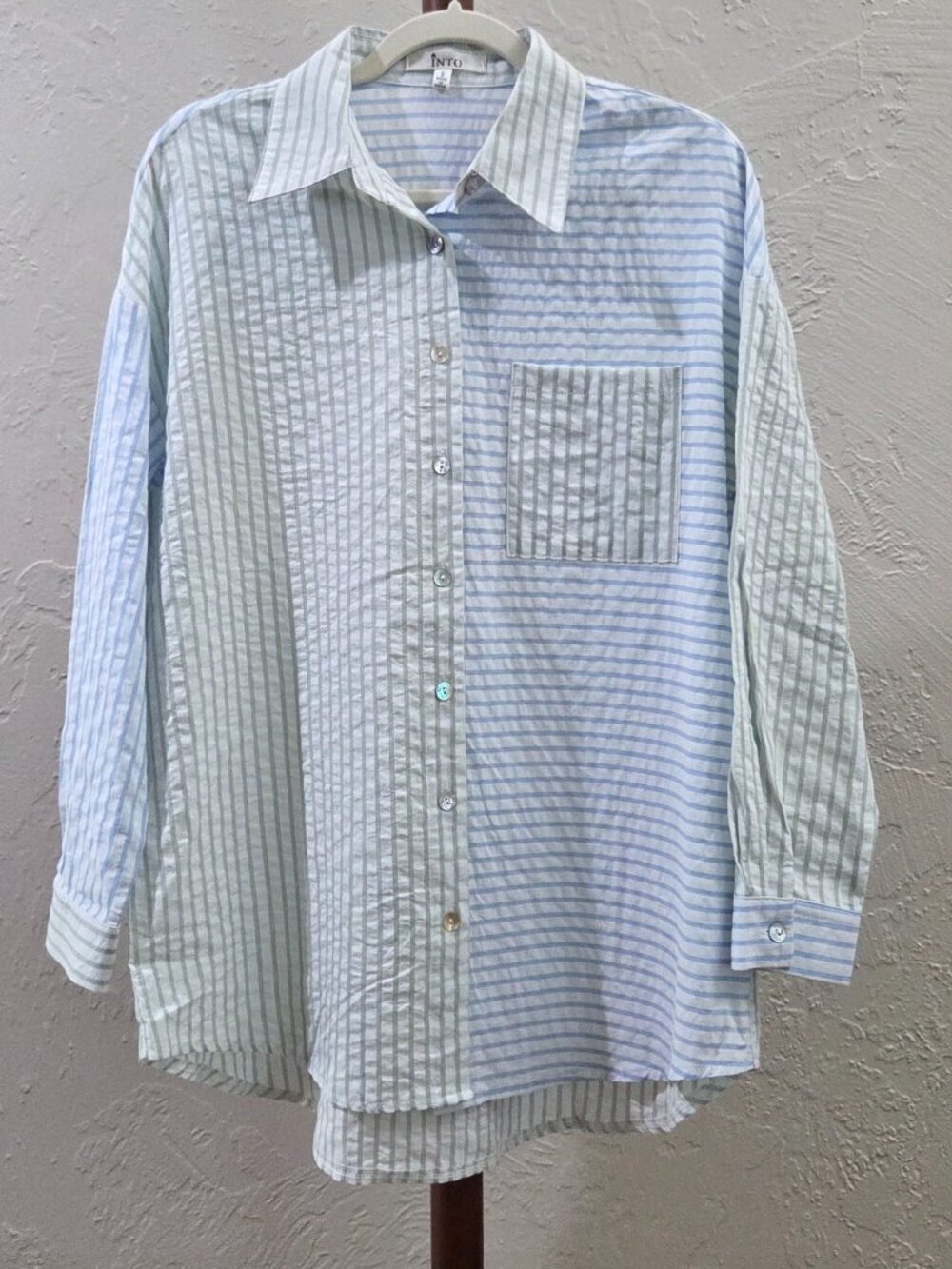 Striped Collared Button Down Shirt‎